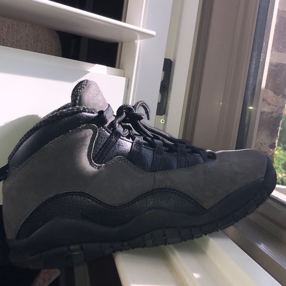 Air Jordan 10s Shadow